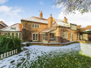 Cleveland Cottage, Main Street, Claypole, Newark