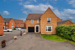 Phoenix Lane, Fernwood, Newark